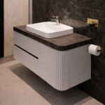 Washroom Cabinet 102 - Image 3