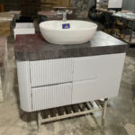 Washroom Cabinet 102 - Image 5