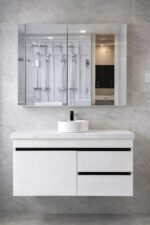 Washroom Cabinet 111 - Image 5