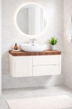 Washroom Cabinet 104 - Image 6