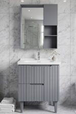 Washroom Cabinet 108 - Image 4