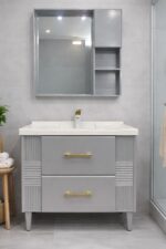 Washroom Cabinet 109 - Image 2